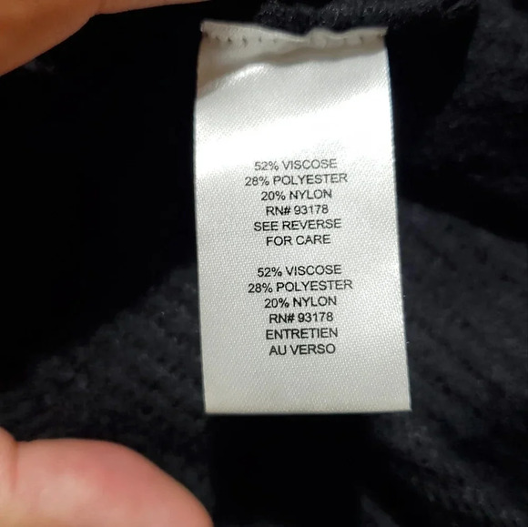 Tahari Black Pullover Sweater Size Large - Picture 9 of 11